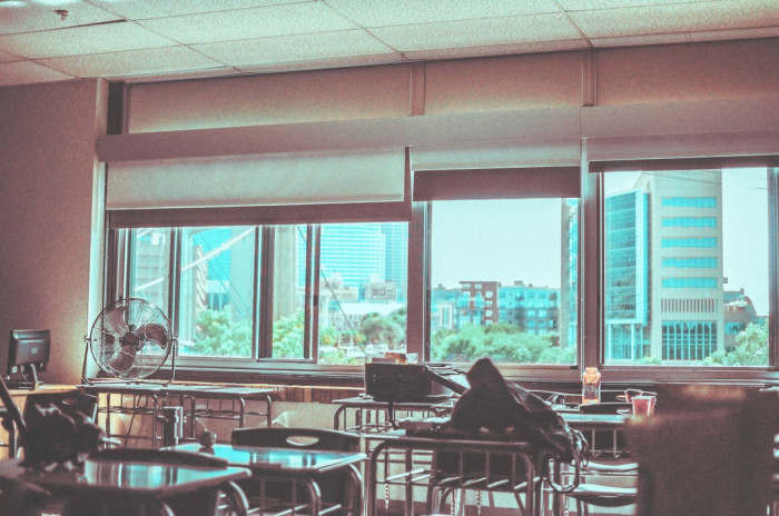 İstanbul İngilizce Üniversitesi